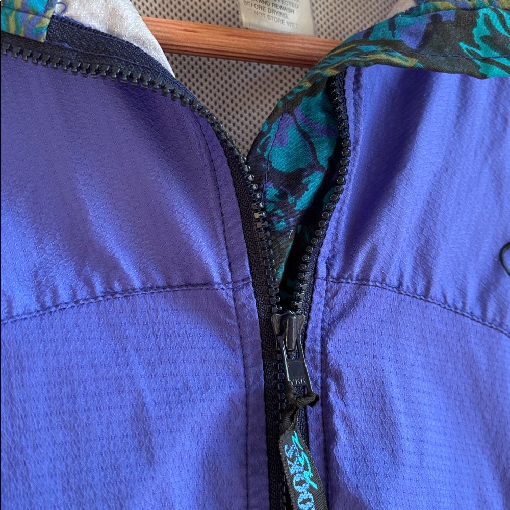 Brooks running wind jacket Activent EUC women’s small - Picture 12 of 14